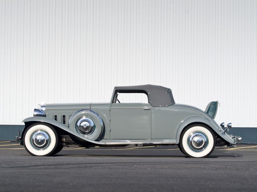  Marmon Sixteen Convertible Coupe 1931 года  (фото 9 из 18)